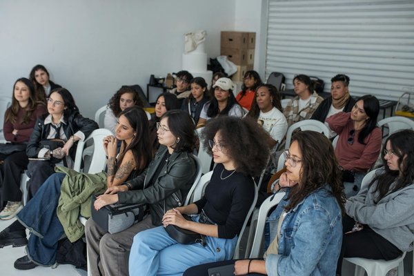 Les Opportunités et Obstacles de l'Entrepreneuriat à Domicile : Un Tour d'Horizon